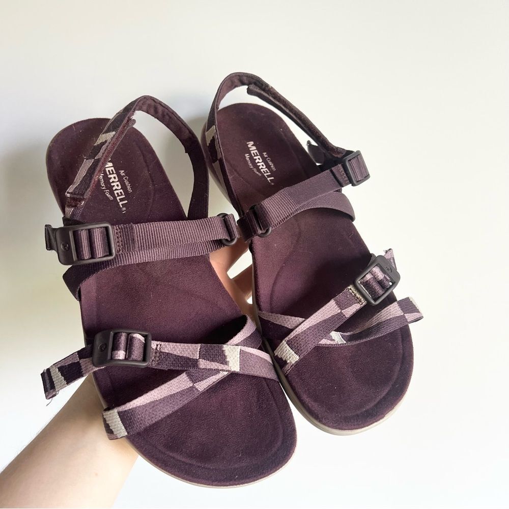Merrell District 3 Backstrap Web Performance Sandals in Burgundy Size 9